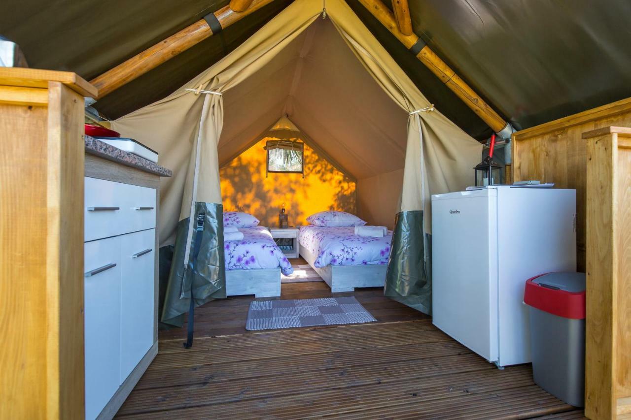 לאבין Kamp Romantik - Glamping מראה חיצוני תמונה